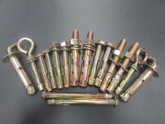 Expansion bolt